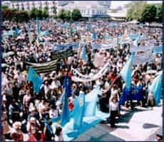 Меджлис превращает в фарс идею консолидации крымских татар под эгидой Всемирного конгресса